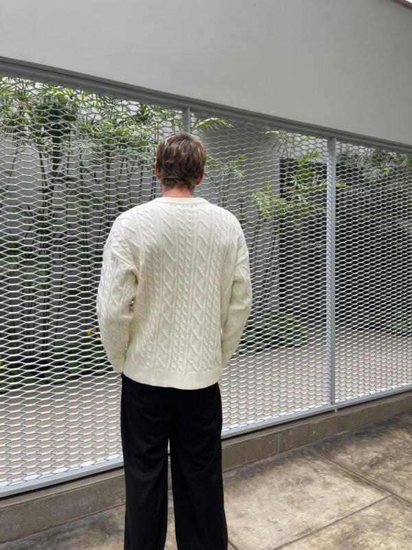 SWEATER PREMIUM PUNTO TRENZA - Imagen 8