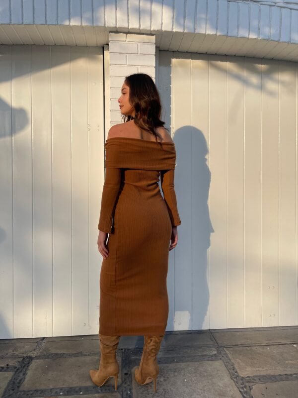VESTIDO OFF SHOULDER - Imagen 3